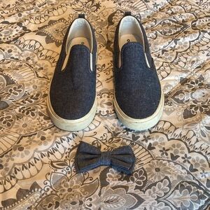 Old Navy Denim Blue Kids Slip-On Sneakers with bow tie